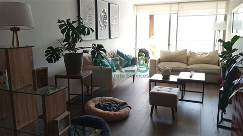 Imagen 2 de 21 de Departamento En Venta De 3 Dorm. 3 Baños, 2 Estac Y Bodega