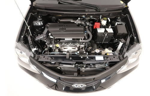 Imagen 8 de 20 de Toyota Etios Xls 4p 6mt