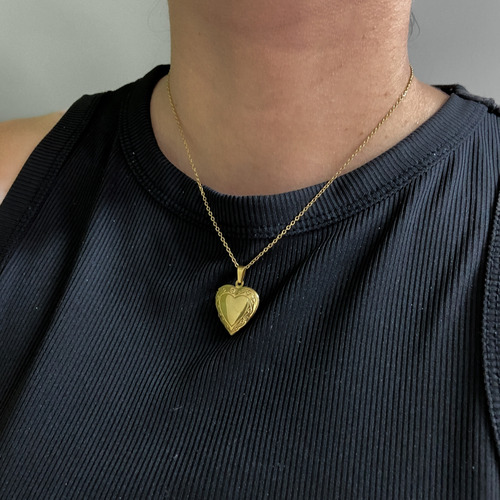 Colar Relicário Coração Com 2 Fotos Banhado Ouro 18k Lembrança Presente Namorados Mães Avó