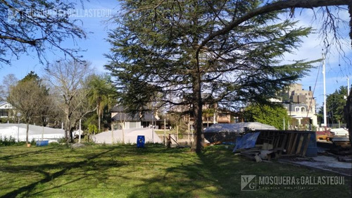 Terreno - Boat Center
