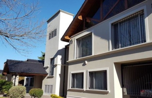 Imagen 3 de 19 de Casa En Venta En El Cortijo