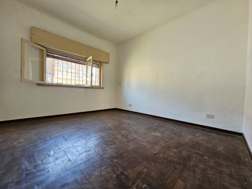 Casa En Venta 3 Ambientes Con Patio Y Terraza