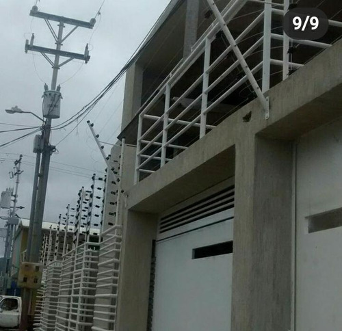 Imagen 3 de 5 de Instalación Cerco Eléctrico Por Metro Lineal