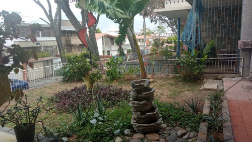 Imagen 3 de 24 de En Venta Bella Y Amplia Casa En Santa Mónica. Negociable