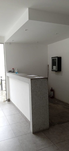 Local Comercial En Venta Ubicado En Ciudad Vieja