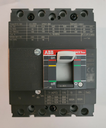 Interruptor Automatico Moldeado 4p 80a Xt1c 160 1sda067405r1