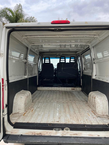 Imagen 14 de 22 de Peugeot Boxer 2007 2.8 Hdi Combi 330m Confort