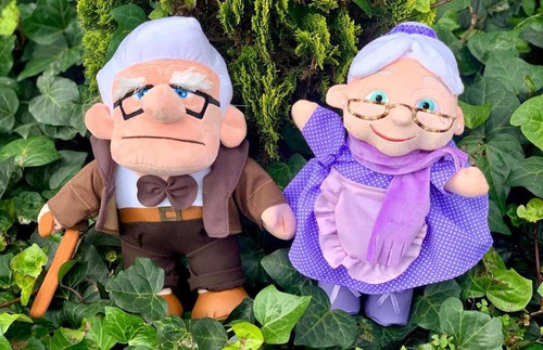 Imagen 2 de 10 de Pareja Abuelitos Peluche Carl Y Elie Up 40cms Premium