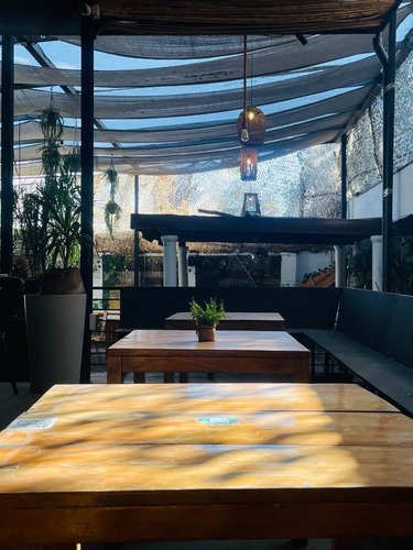 Local C/patente Restaurante . Frente A Boulevar Gastronómico