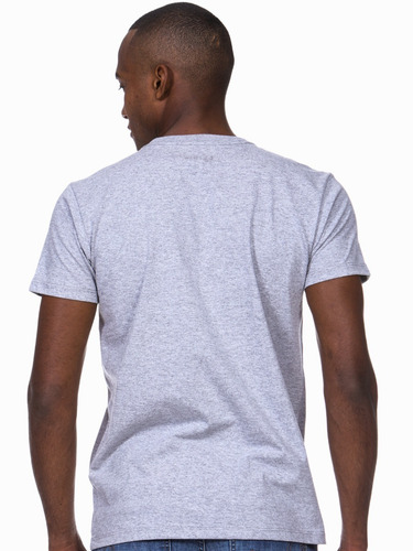 Imagem 3 de 6 de Camiseta Masculina Algodão - Estampa Lynn