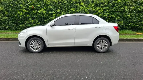 Suzuki Swift DZIRE TAM AUTOMÁTICO