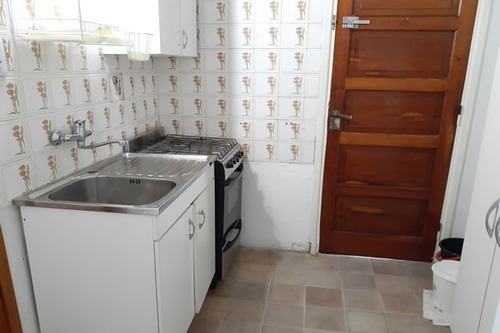 Imagen 12 de 29 de Edificio En 2 Niveles 10 Deptos En Planta Baja Y 11 En 1º Piso Estacionamiento Parrillas