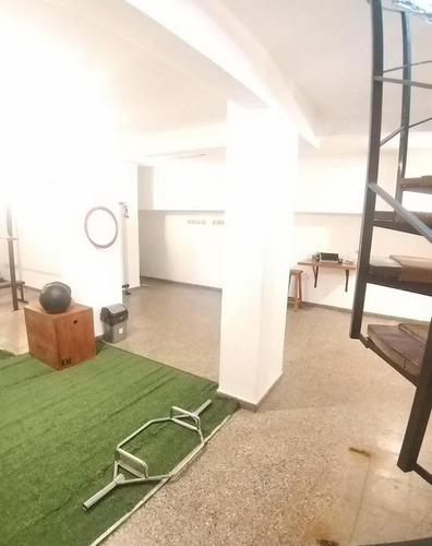 Imagen 8 de 9 de Venta Local Comercial Amplio En Balvanera