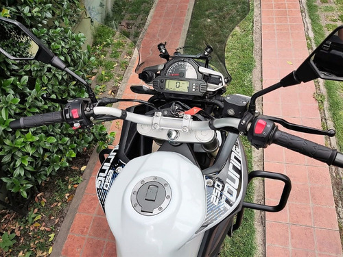 Imagen 13 de 25 de Corven 250 Touring