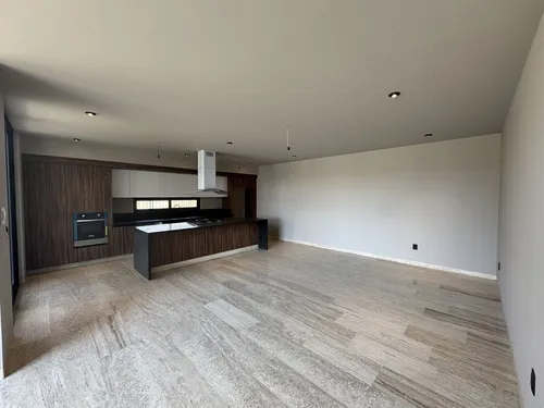 Hermosa Casa Nueva! A Estrenar!