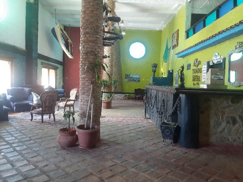 Se Vende Hotel Tucacas & Spa Boca De Aroa, Falcon. Operativo