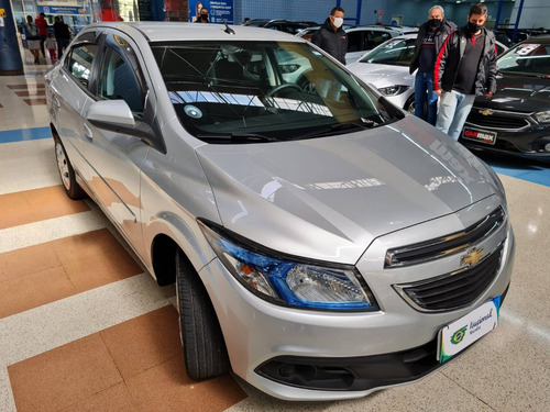 Imagem 3 de 12 de Chevrolet Prisma 1.4 Mpfi Lt 8v Flex 4p Manual