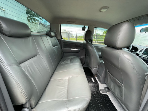 Toyota Hilux CD SR 4x2 2.7 16V/2.7 Flex Aut.