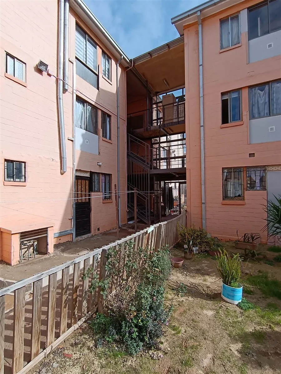 Imagen 1 de 16 de Departamento En Venta De 3 Dorm. En Villa Alemana