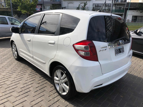 Imagen 5 de 12 de Honda Fit 2014 1.5 Ex-l Mt 120cv