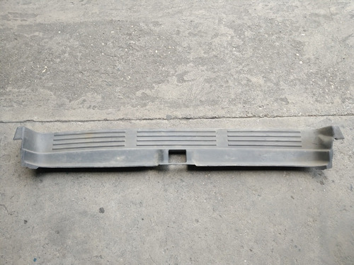 Goma Superior De Parachoques Trasero Toyota 4runner 96-02 