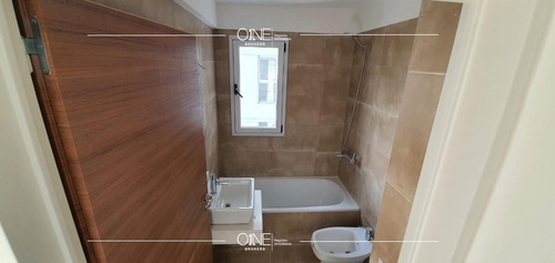 Imagen 13 de 30 de Impecable Baño Completo Y Toilette 52 Metros , Seguridad 24 Hs Precioso!