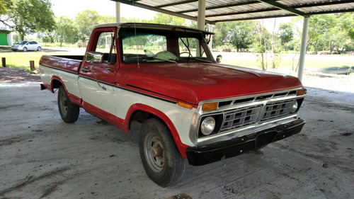 Imagen 2 de 5 de Ford F-100 Perkins 4