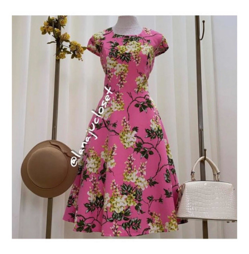 Imagem 7 de 7 de Vestido Evangélico Midi Godê Rosa Floral