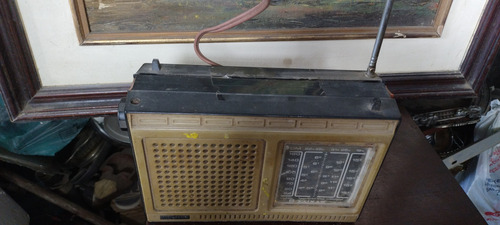 Rádio Motoradio Tem Fm Pega Mau Contato Leia Antes Da Compra (Usado)