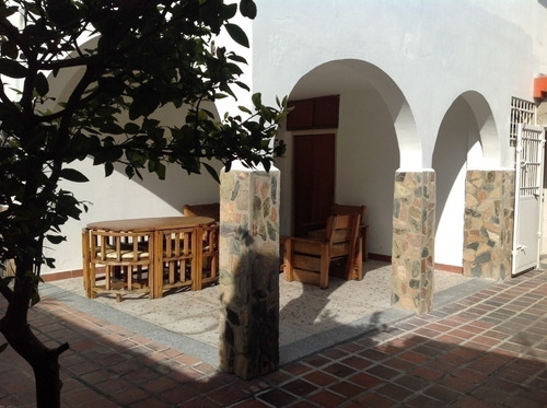 Imagen 17 de 20 de Casa Comercial De Dos Plantas En Venta, Sector San José De Tarbes437663