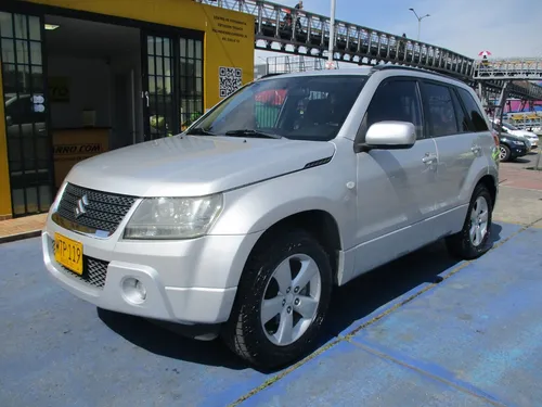 Suzuki Grand Vitara 4x2 2400cc Mt Aa