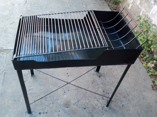 Parrillero Hierro - Tipo Bandeja 81 X 47 Cm En Chapa 18