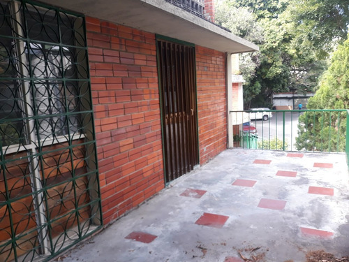 Imagen 2 de 14 de Casa En Venta, Los Chorros