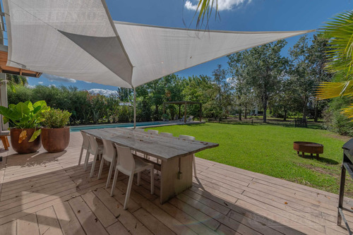 Espectacular Lote Interno De 859m2