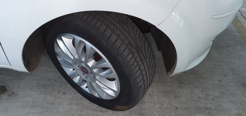 Fiat Idea 2012 1.6 16v Essence Flex 5p