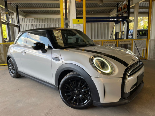 Mini Cooper Classic 2022