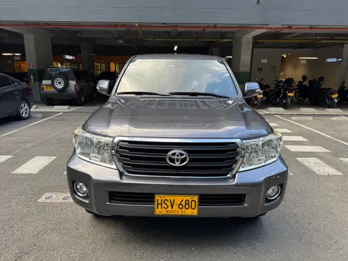 Toyota Land Cruiser 4.5 Elite Lc200