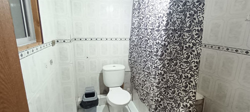 Casa En Venta De 5 Dorm. En Quilicura