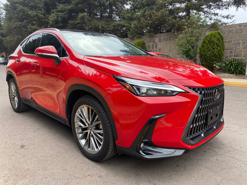 Seminueva!! Nx350 Hibrida 20km/l. Awd Rojo