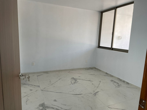 Imagen 17 de 25 de Casa 1-c Con Sotano Y Roof Garden En La Cima De Zapopan