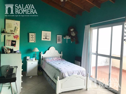 Imagen 12 de 19 de Casa En Venta 6 Ambientes En Amplio Lote Parque Cisneros -