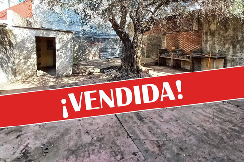 Venta Casa Lote Propio 4 Ambientes Con Patios Y Garage En Parque Avellaneda