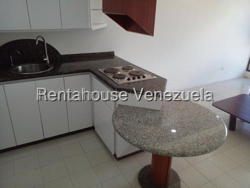 Bello Y Cómodo Apartamento En Alquiler Ubicado En La Trinidad 25-17597