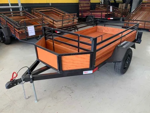 comprar Carretinha Fazendinha Com Bau 2.00 X 1.20 X 40 - Carreta 0km