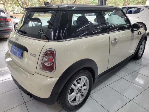 Mini One One 1.6 (Aut)