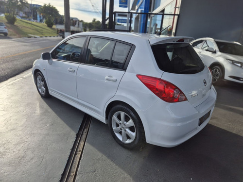 Nissan Tiida SL 1.8/1.8 Flex 16V Aut.