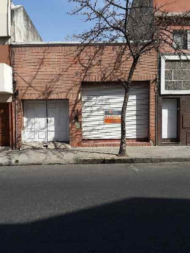 Imagen 1 de 3 de Local Comercial En Venta - Oncativo Y Maipu