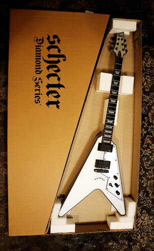 Schecter V-1 Platinum Ssv Guitarra Eléctrica Flying V Plata