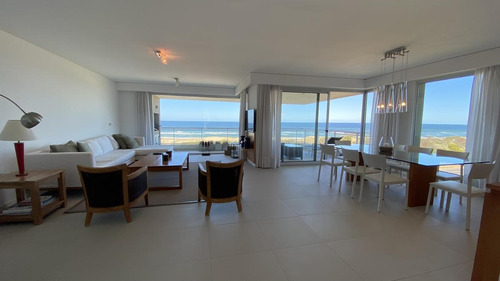 Imagen 3 de 30 de Apto Con Vista Al Mar, Parrillero Propio, 3 Suites Servicio, Temp 2022 - Playa Brava