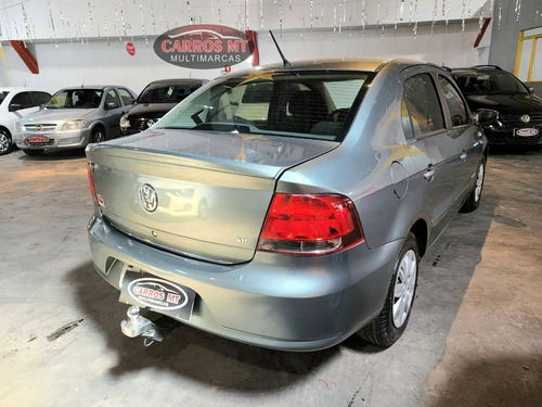 Imagem 5 de 11 de Vw Voyage 1.6 Mi Comfortline 8v Flex 4p Man 2012 Completo